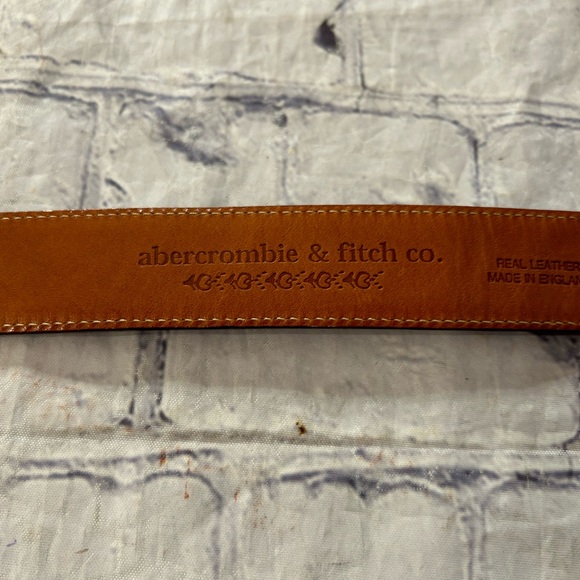 ABERCROMBIE & FITCH CARMEL BROWN LEATHER SILVER TONE DOUBLE PRONG BELT SIZE MED - Picture 4 of 8